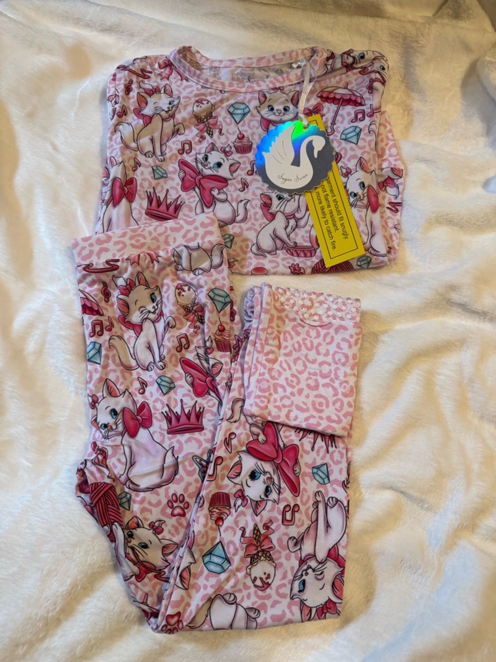 Sugar Swan Miss Marie 2 Piece Bamboo Pajama

Size: 7/8

New with Tags